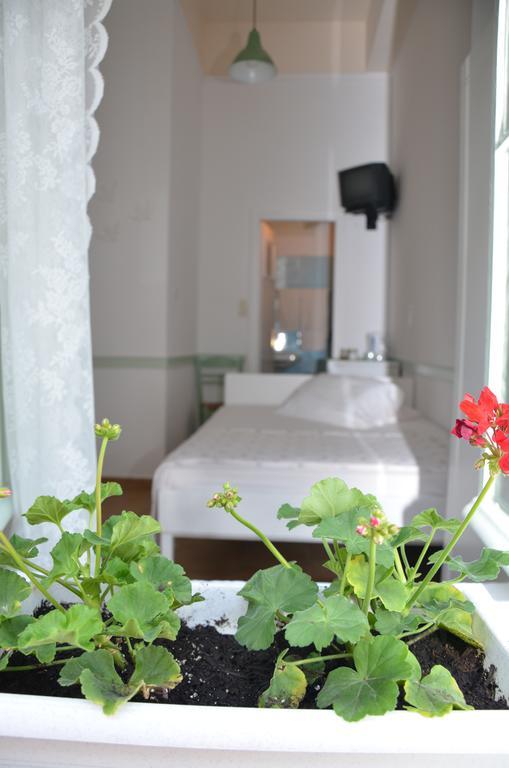 Aegli Rooms Tínos Rom bilde