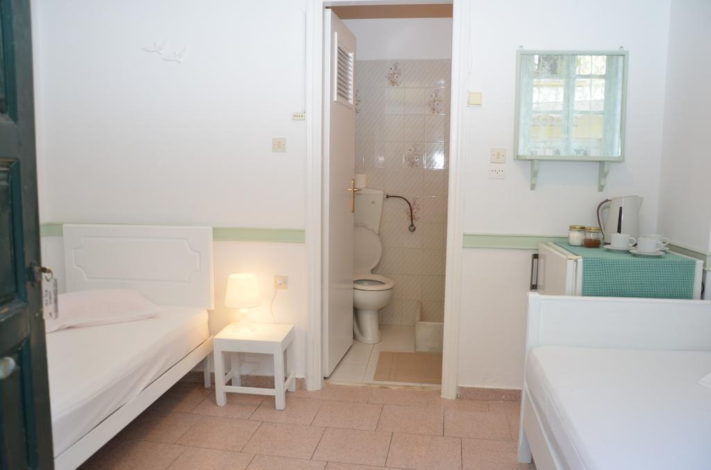 Aegli Rooms Tínos Rom bilde