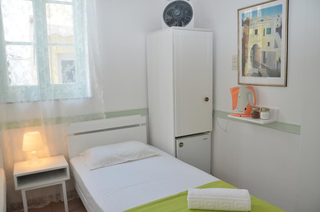 Aegli Rooms Tínos Rom bilde